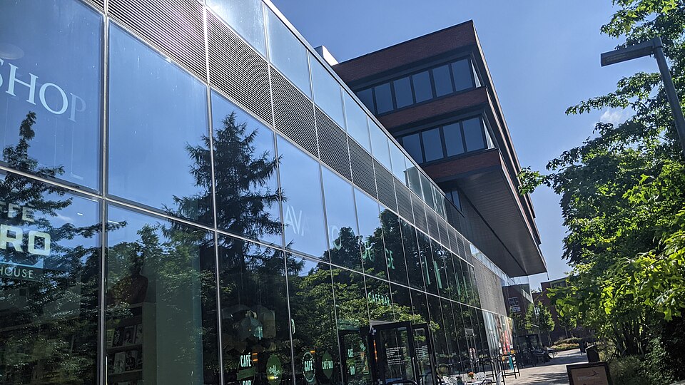 Alliance Manchester Business School.