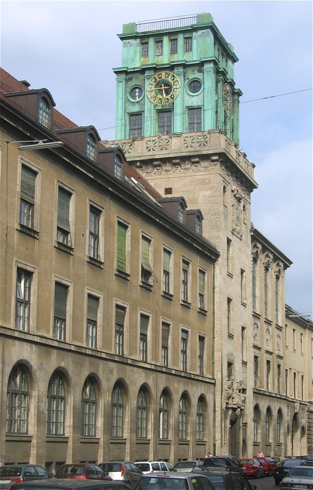 TUM’s main building in Munich.